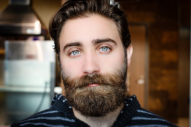 Dlaczego broda czyni mężczyznę bardziej atrakcyjnym?
